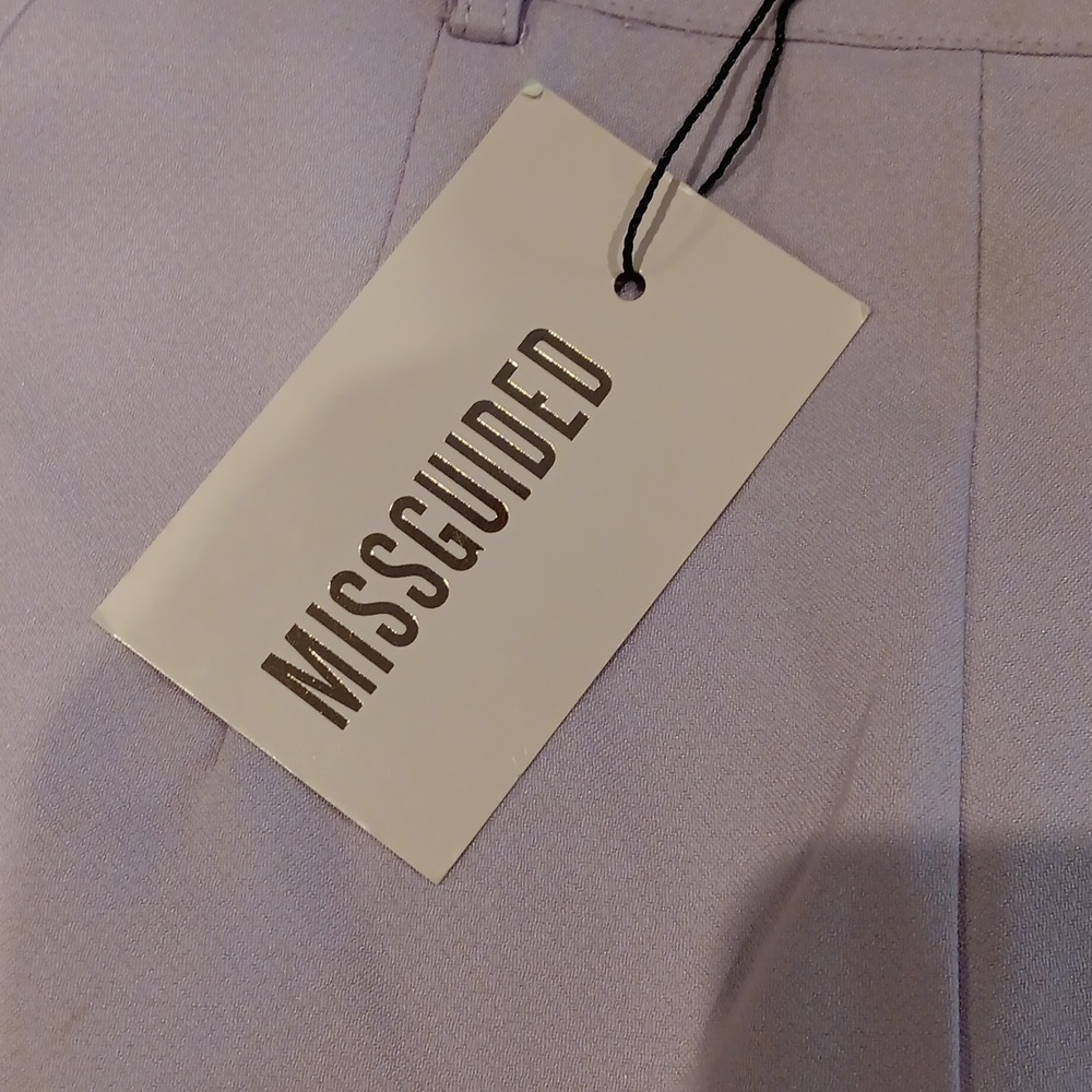 MISSGUIDED  shorts. Size 4 - Picture 2 of 6